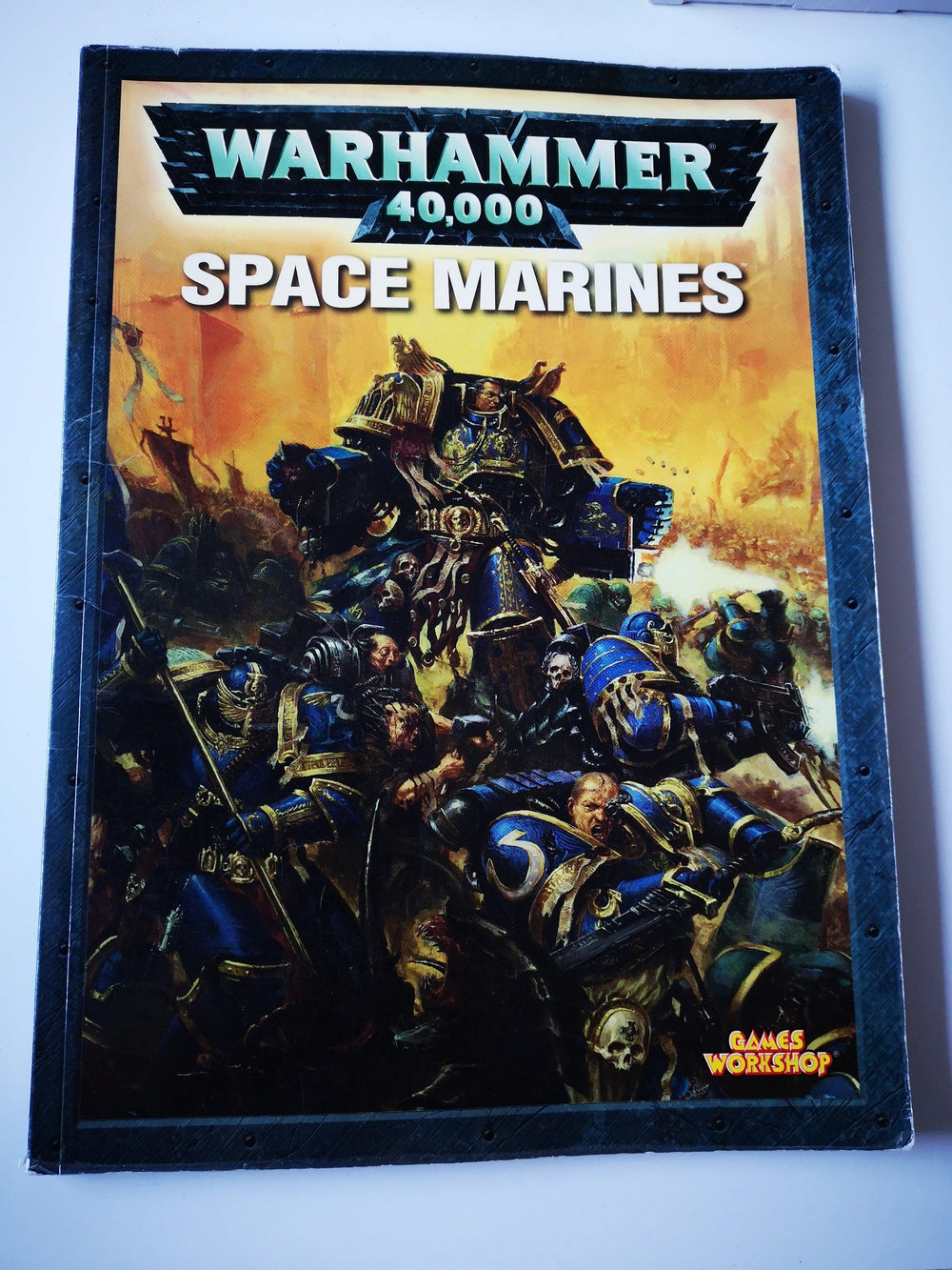 WARHAMMER 40.000 - Space Marines (2004) - ZZGames.dk